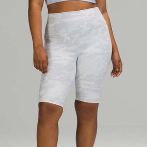 Lululemon Wunder Under Short 6” in Incognito Camo Jacquard *Ribbed